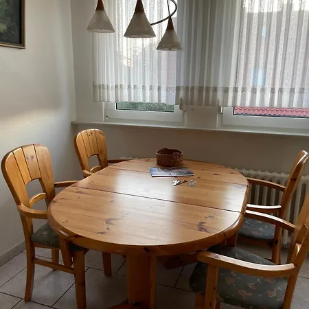 Brandes 3 דירה *